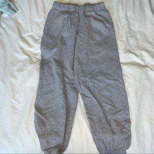 gray brandy melville sweatpants